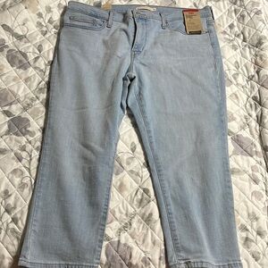 New Levi’s 311 shaping skinny Capri pants 34w